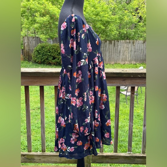 Abercrombie & Fitch navy floral babydoll sweetheart neckline flowy dress NWT LT - Picture 7 of 8